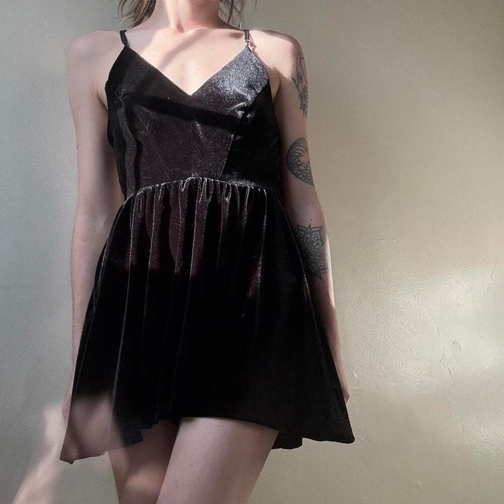 Silence + Noise Black Velvet Romper Women’s XS Strappy Little Black Dress LBD